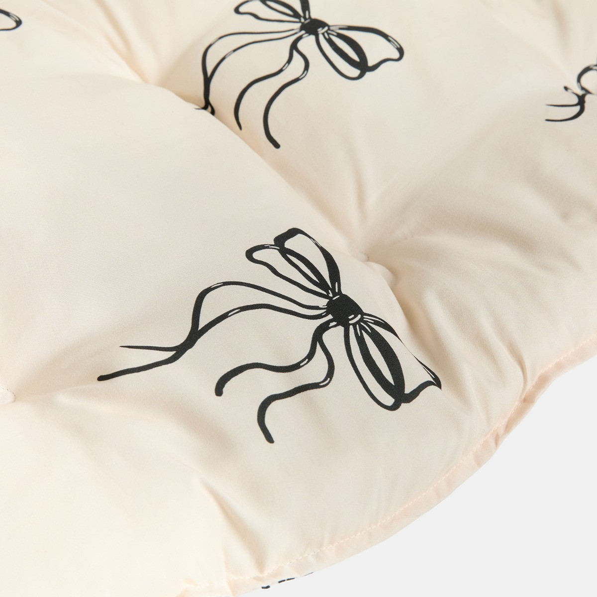 OHS 2-Seater Indoor/Outdoor Bow Print Bench Pad - Monochrome>