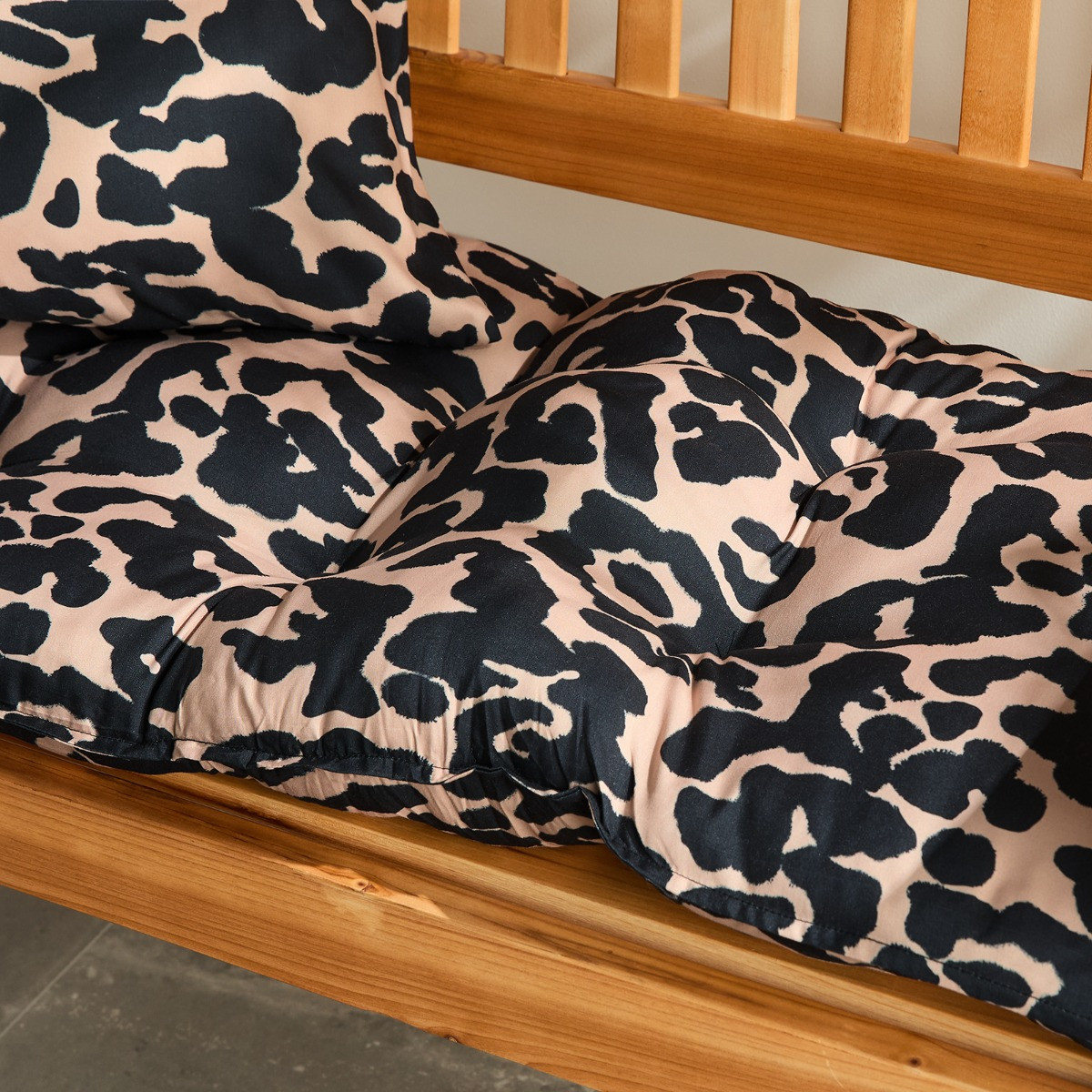 OHS 2-Seater Indoor/Outdoor Leopard Print Bench Pad - Natural>