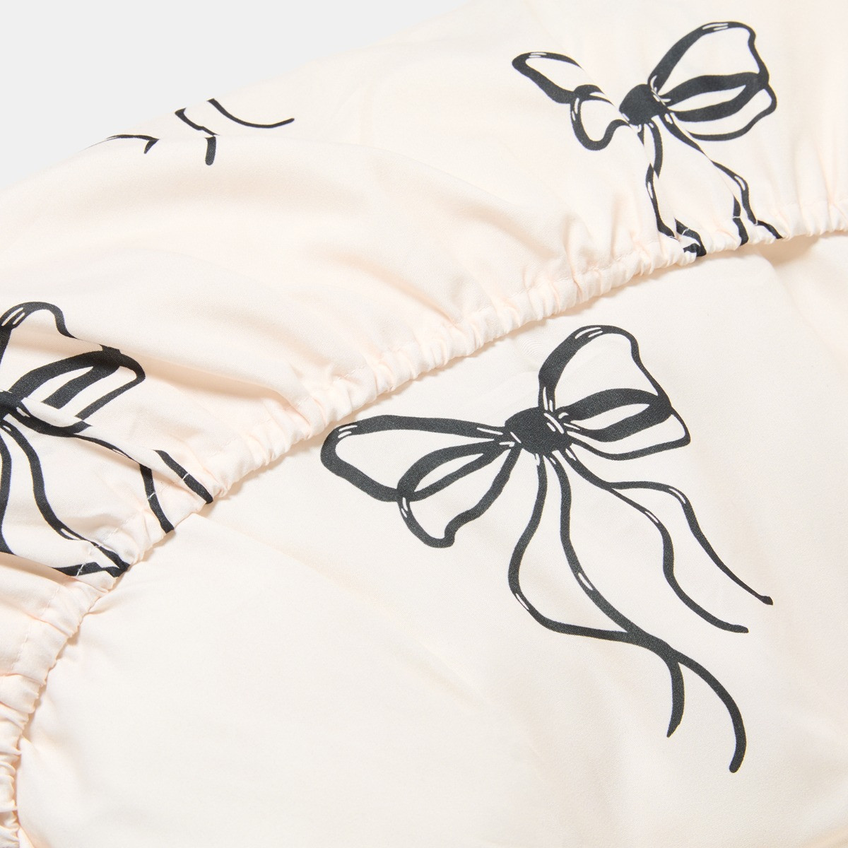 OHS Bow Print Gravity Chair Cushion - Monochrome>