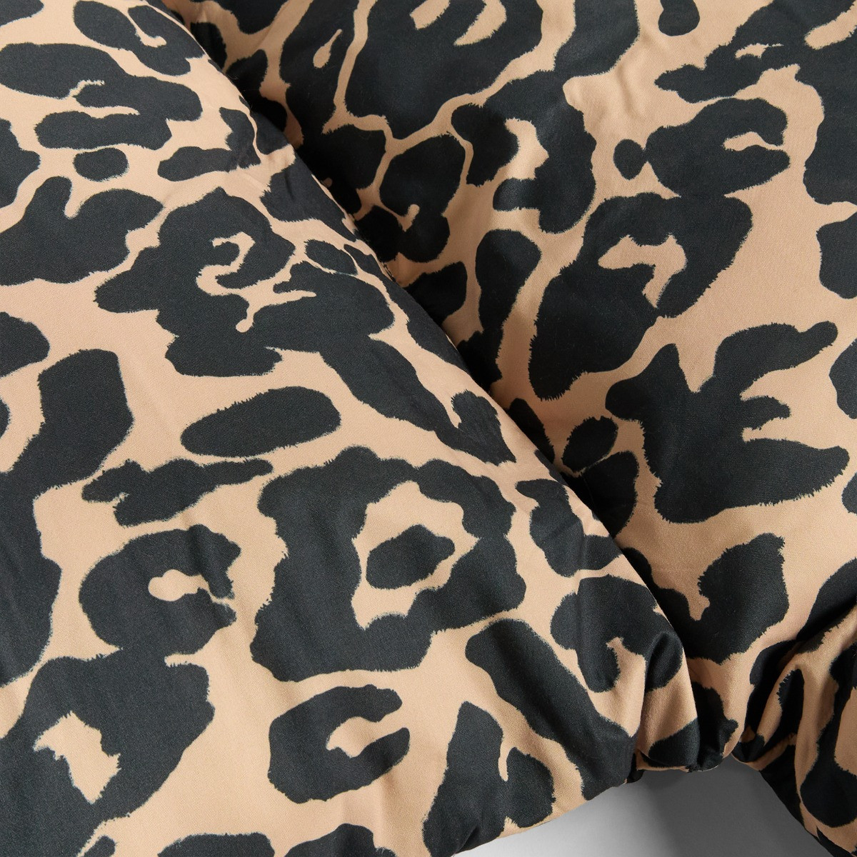 OHS Leopard Print Egg Chair Cushion with Headrest - Natural>