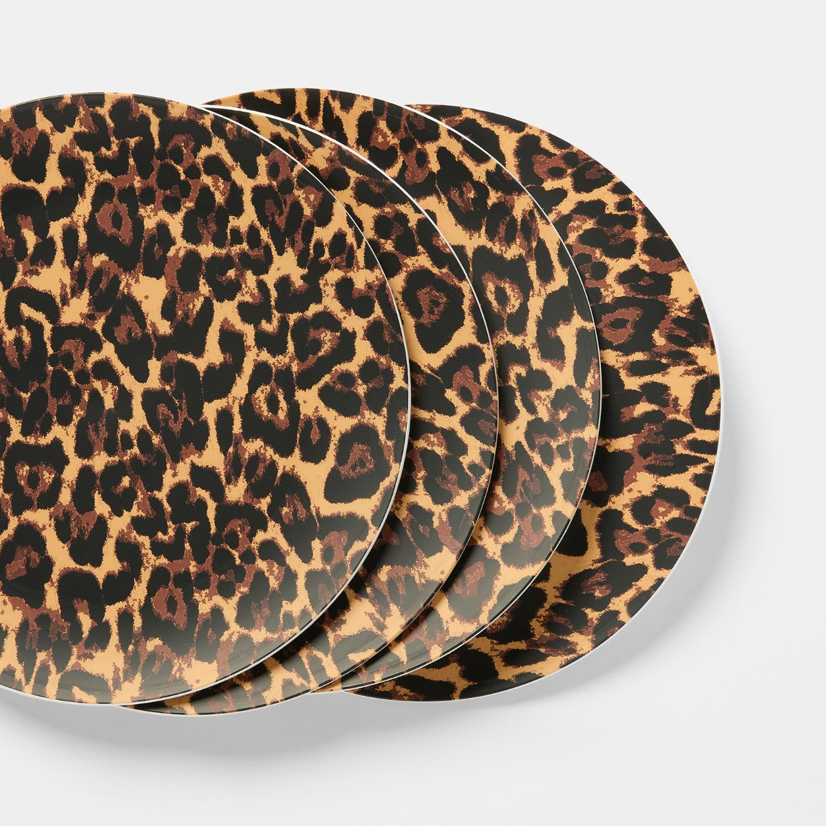 OHS Leopard Print Picnic Plates, Natural - 4 Pack>