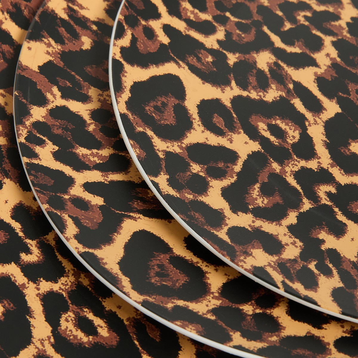 OHS Leopard Print Picnic Plates, Natural - 4 Pack>