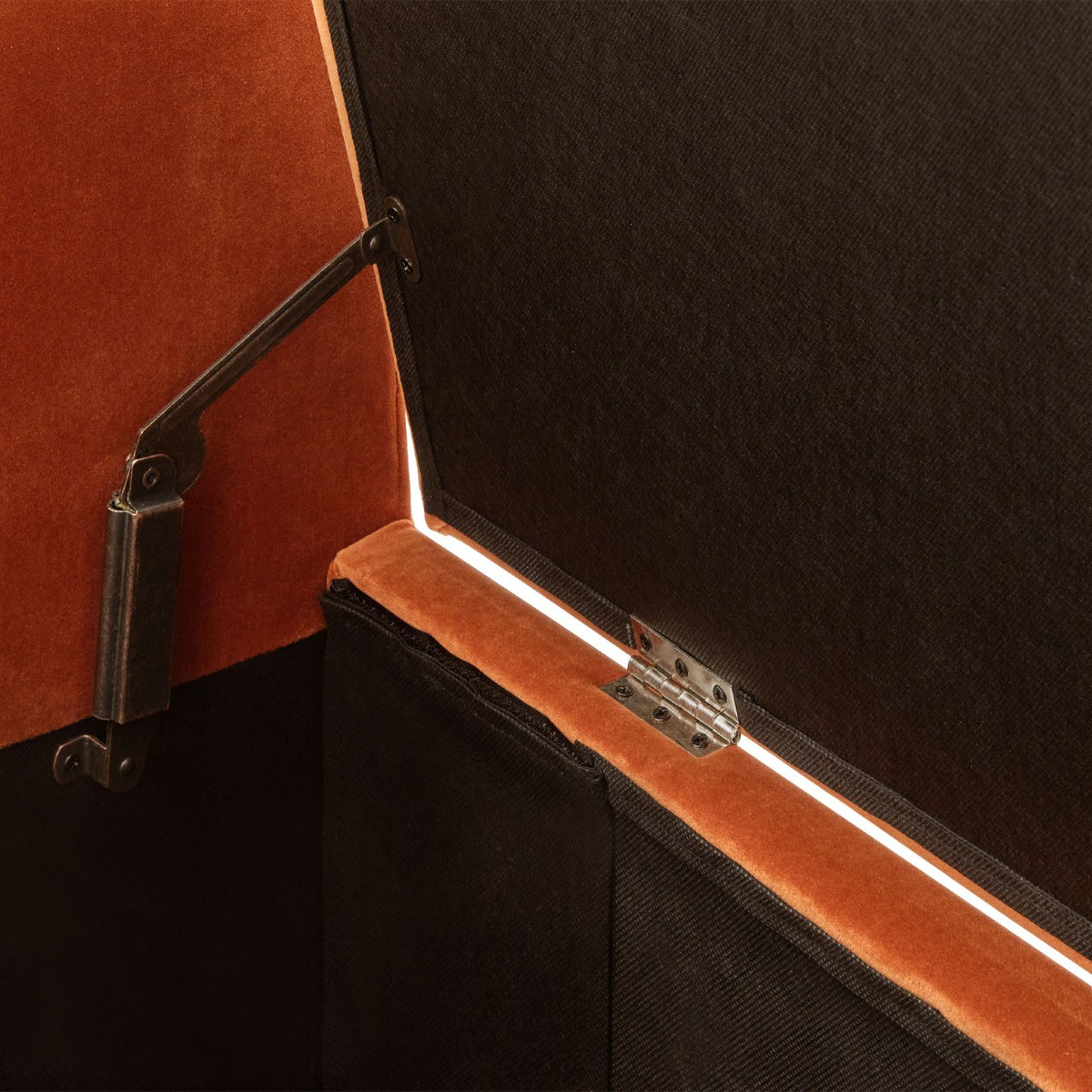 Genoa Window Fabric Seat - Russet>