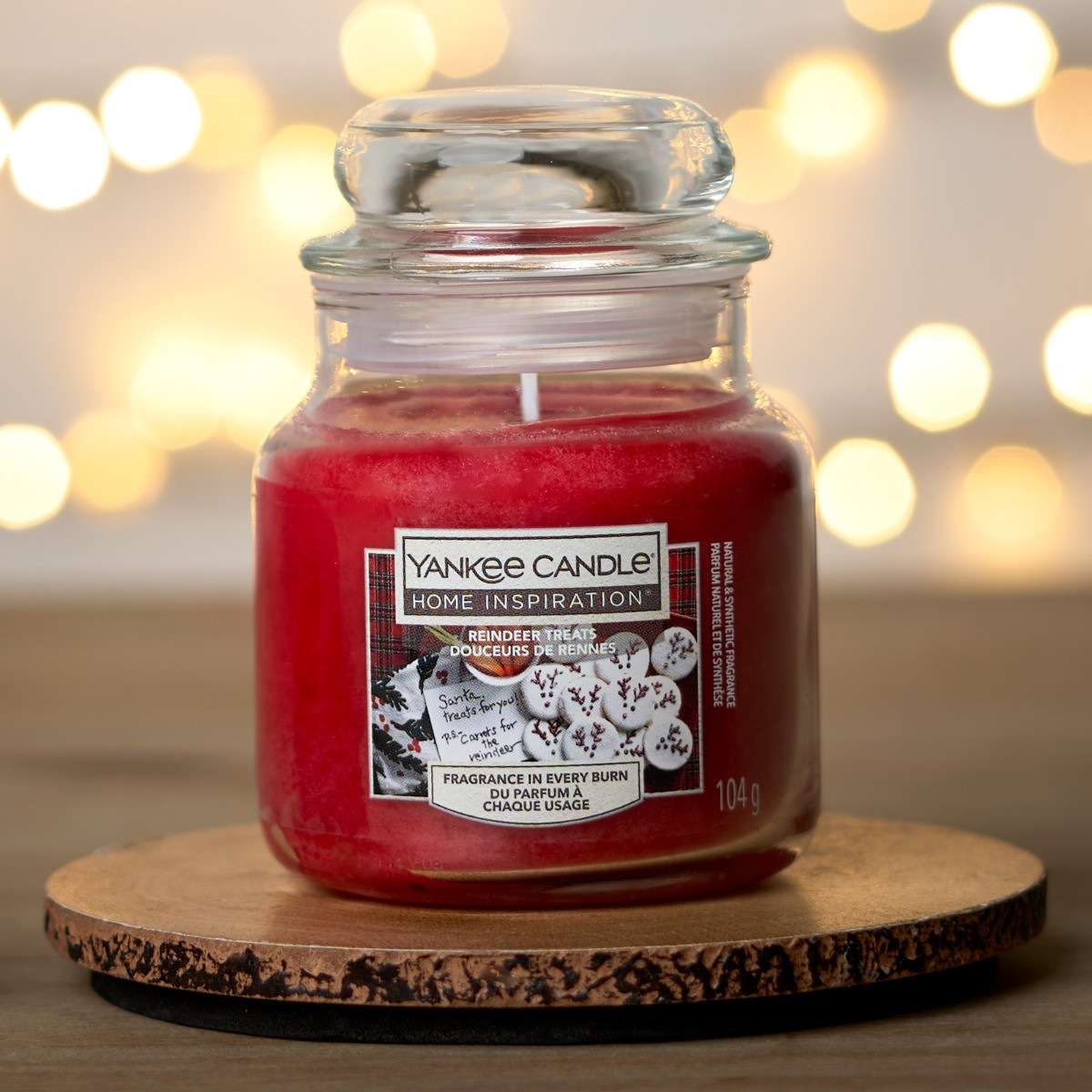 Yankee Candle Small Jar – Glistening Christmas Scent (104g) – Festive Home Fragrance