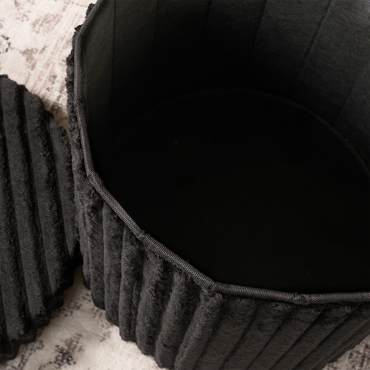 OHS Ribbed Foldable Round Storage Ottoman - Black>