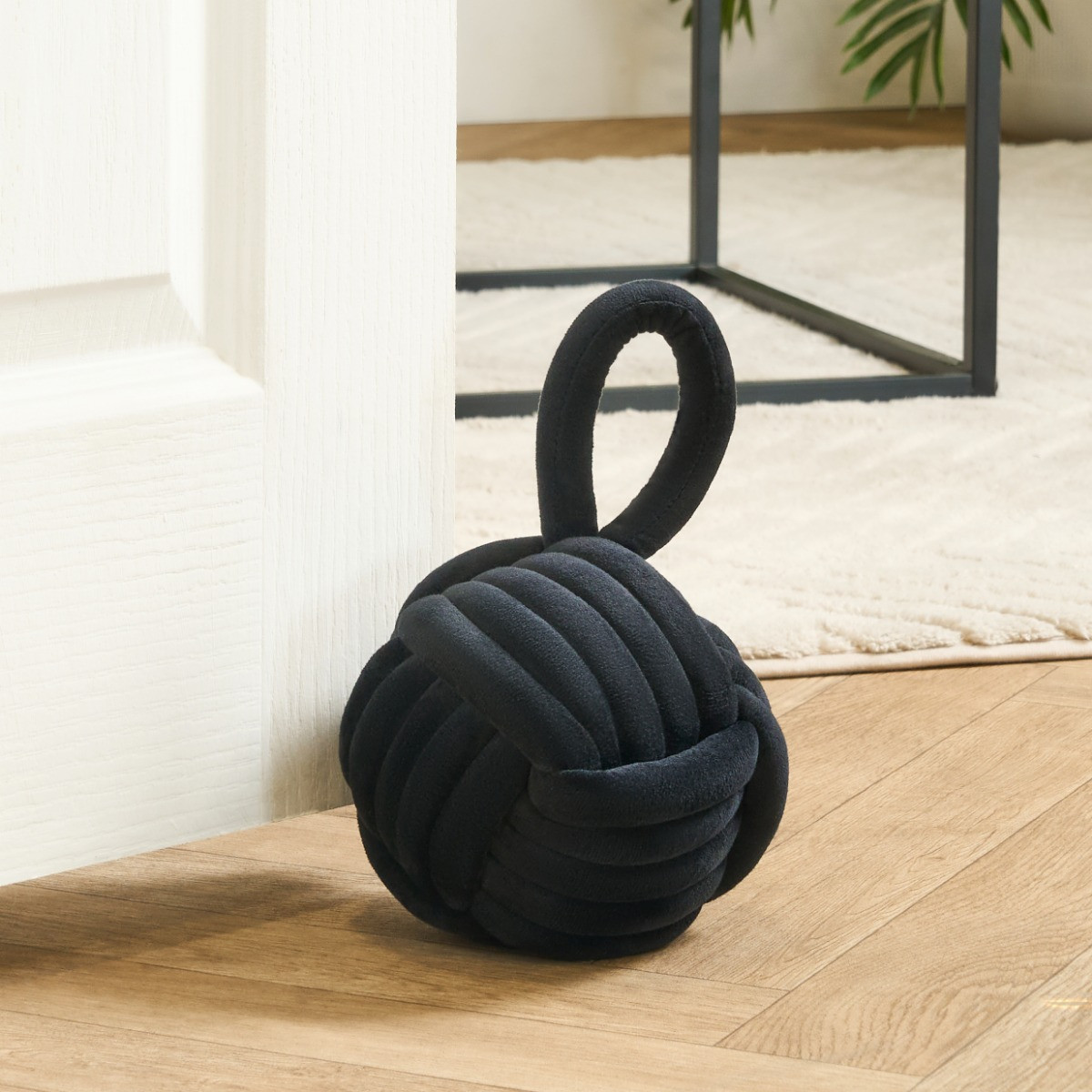 OHS Velvet Rope Doorstop - Black>