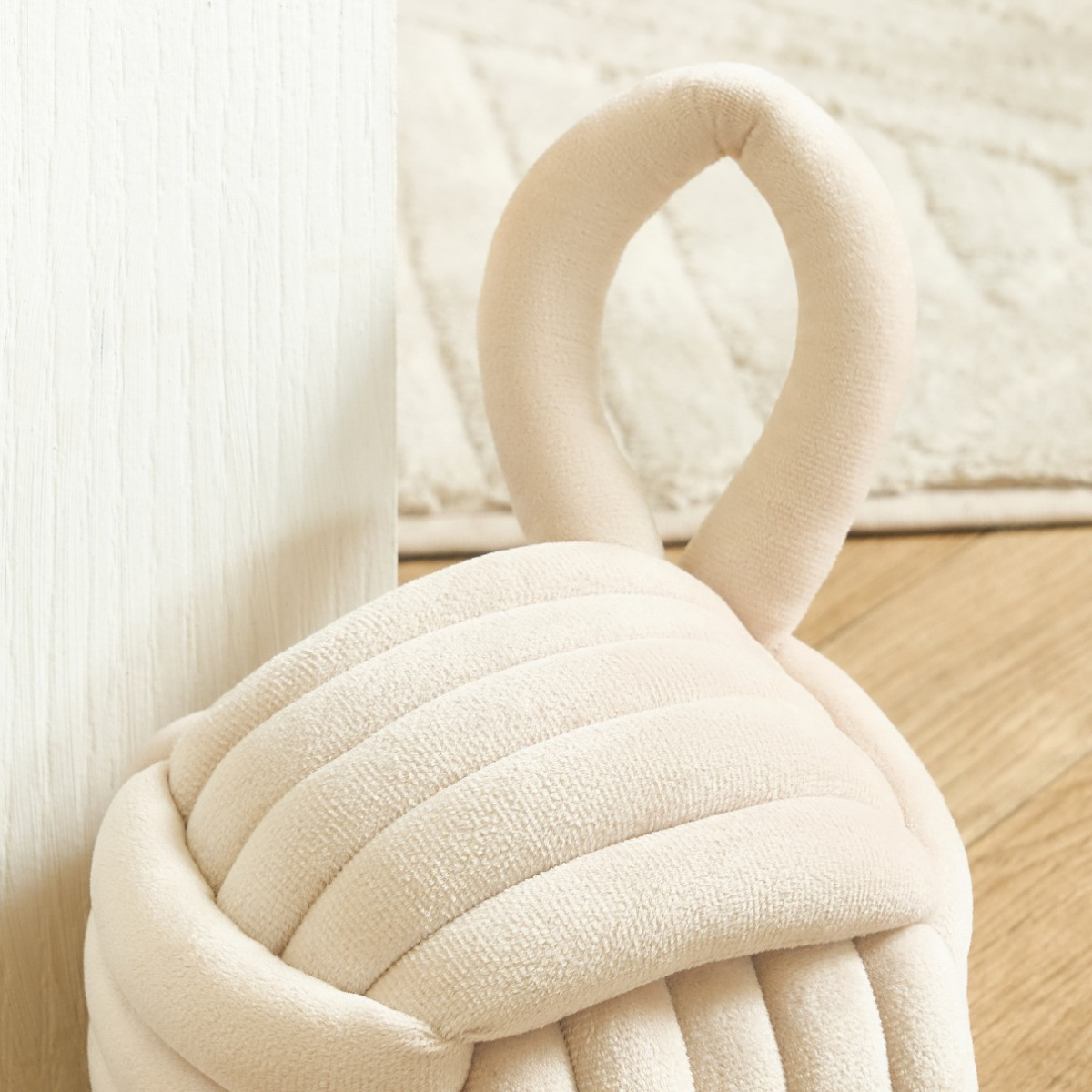 OHS Velvet Rope Doorstop - Cream>