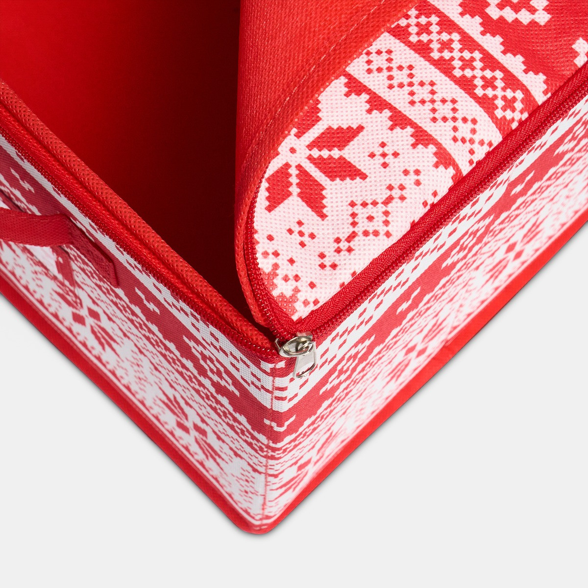 OHS Nordic Print Square Christmas Light Storage Box - Red>