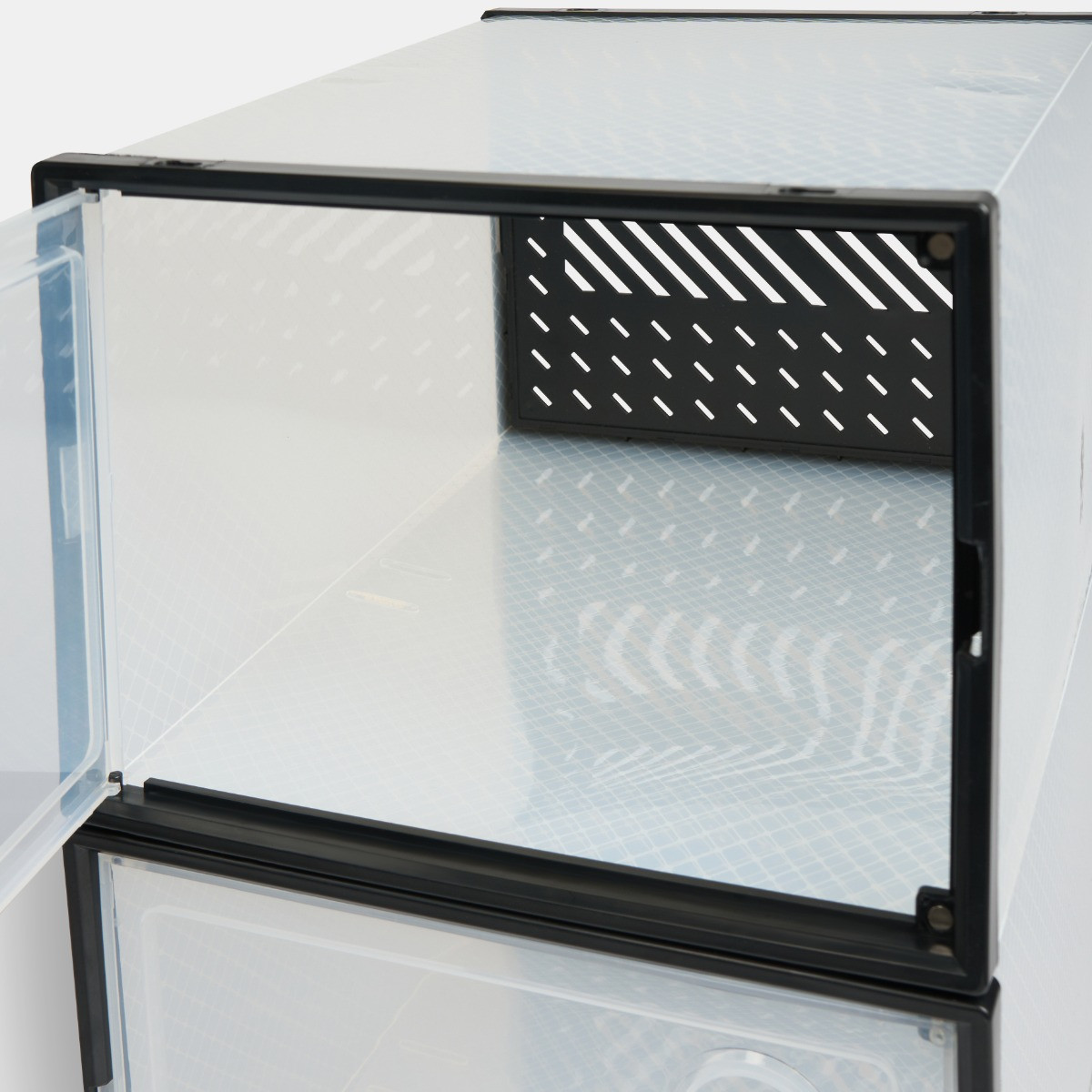 OHS 4 Stackable Shoe Boxes - Black/Clear>