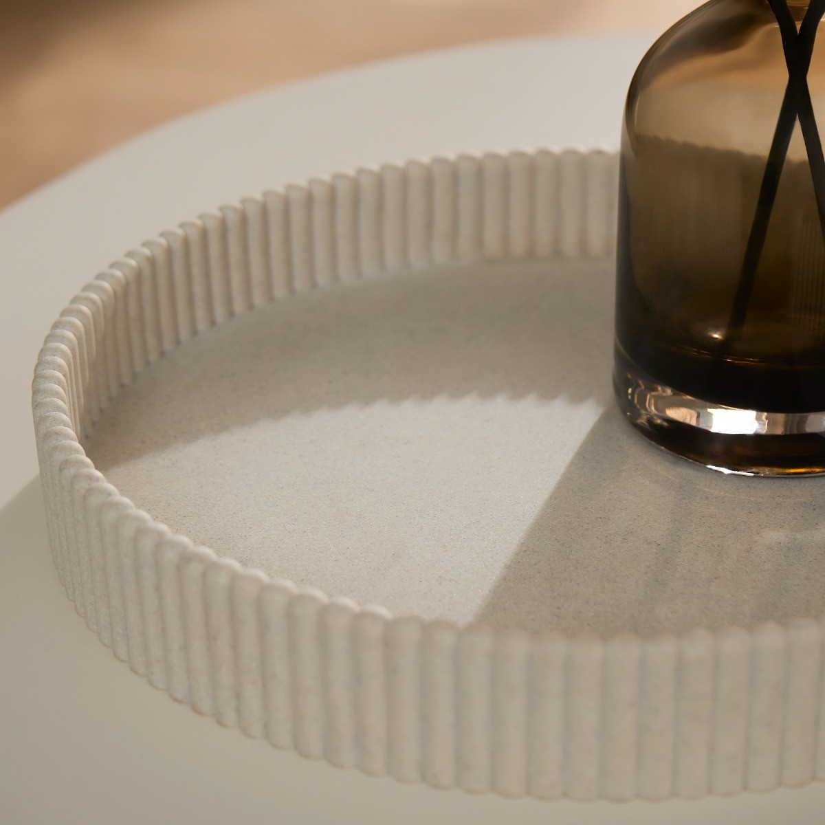 OHS Round Ribbed Tray - Natural>