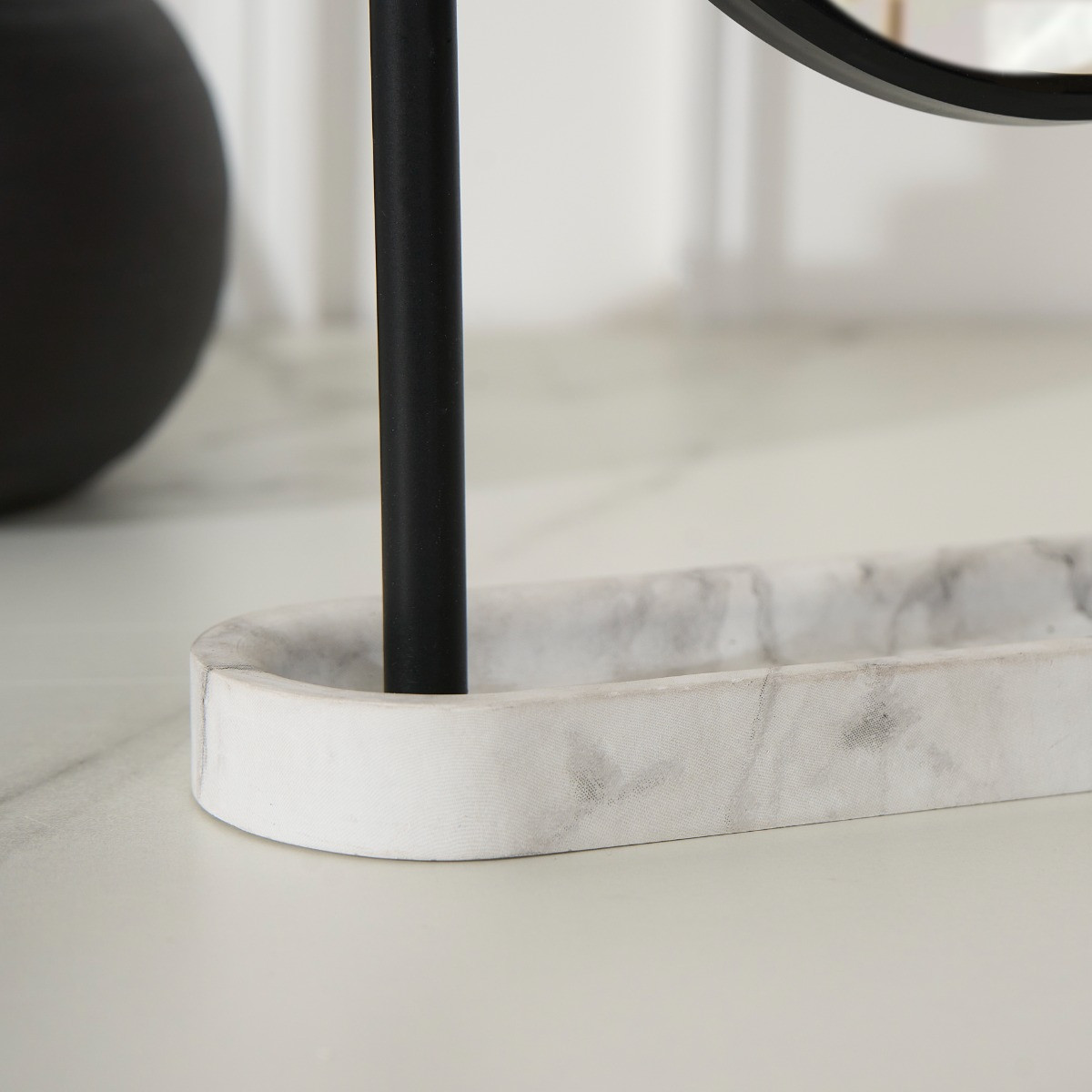 OHS Round Mirror - White Marble>