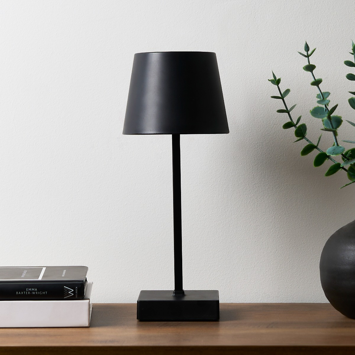 OHS Battery Operated Lamp - Black>