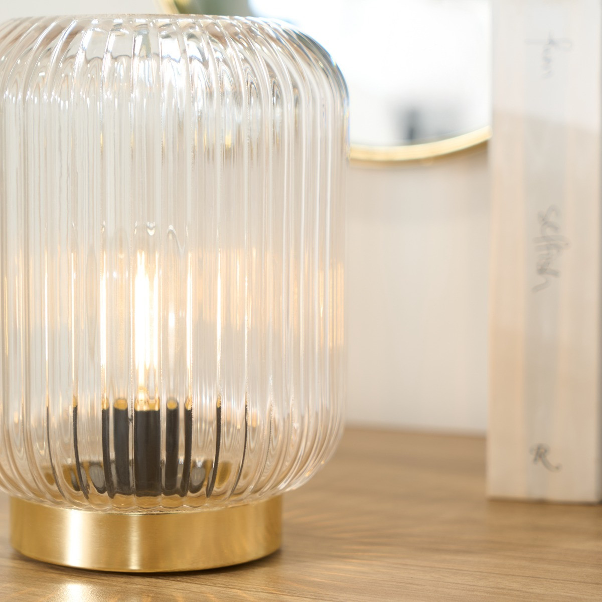 OHS Battery Operated Lamp - Clear>