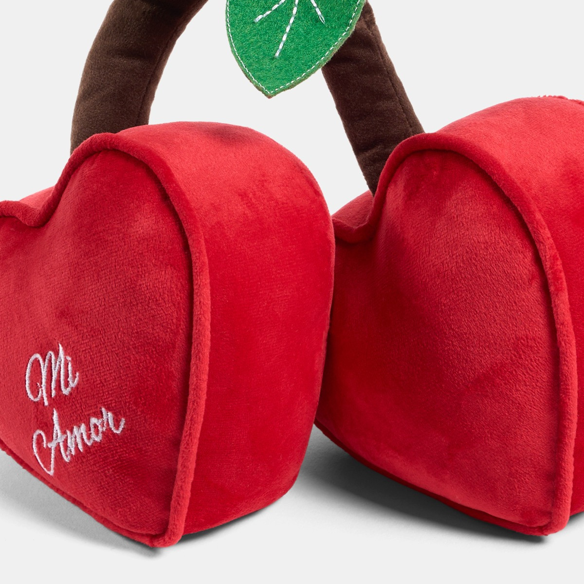 OHS Heart Cherry Doorstop - Red>