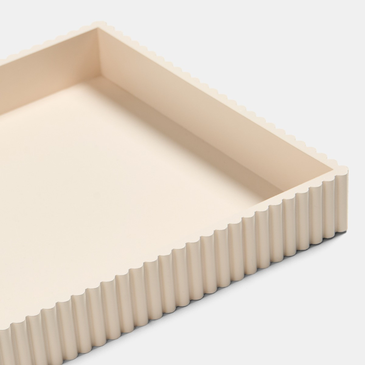 OHS Rectangle Ribbed Tray - Cream>