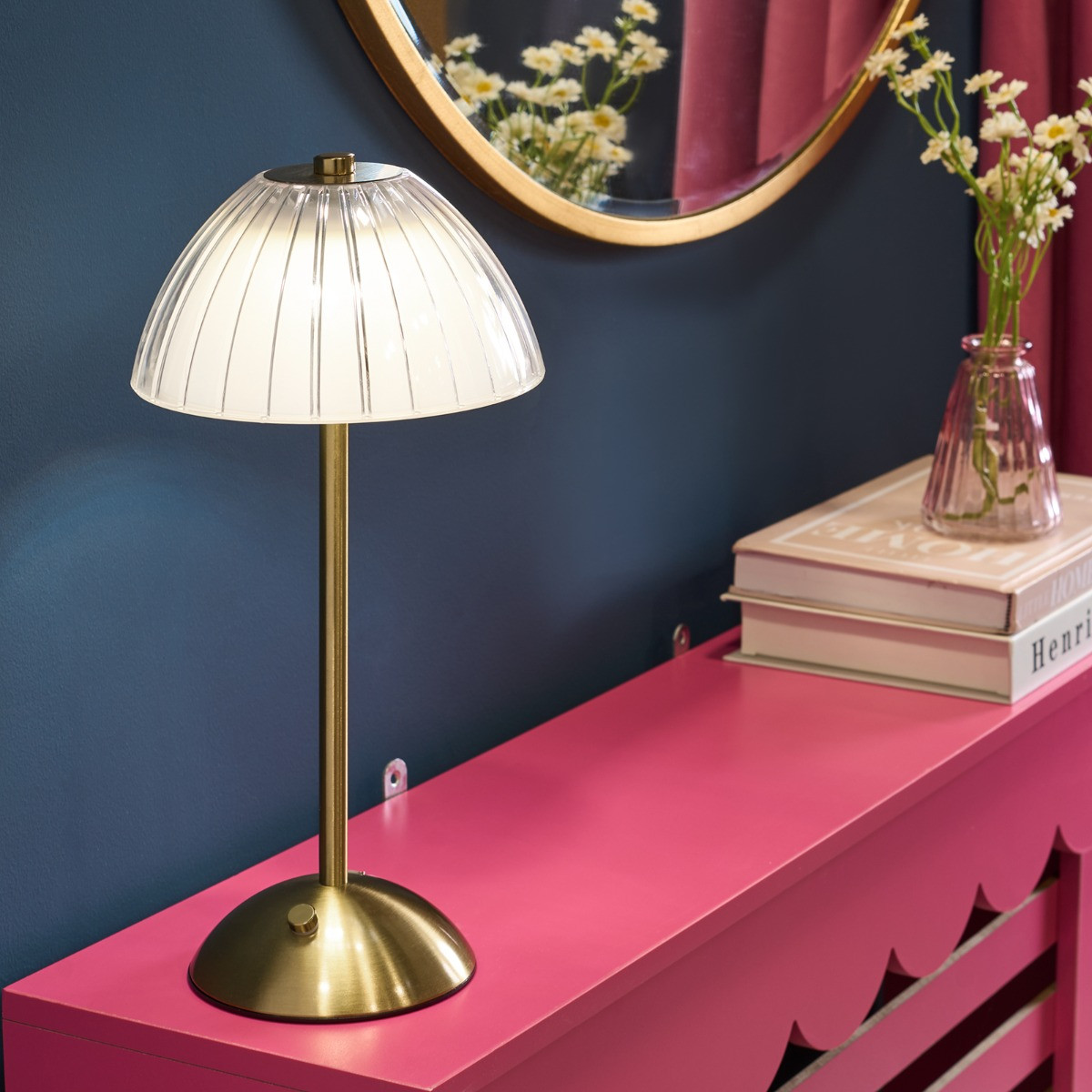 OHS Rechargable LED Lamp - Clear/Gold>