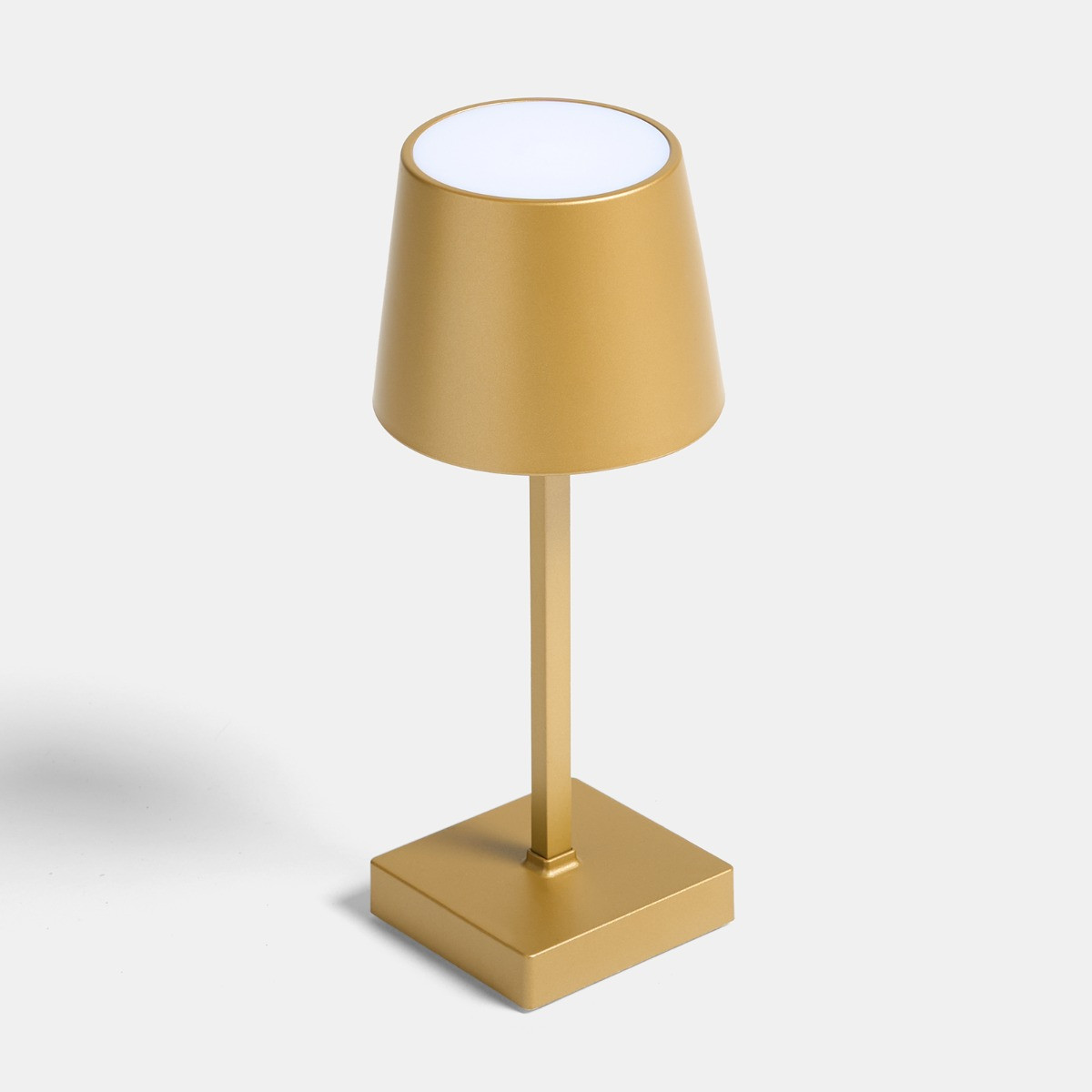OHS Battery Operated Lamp - Gold>