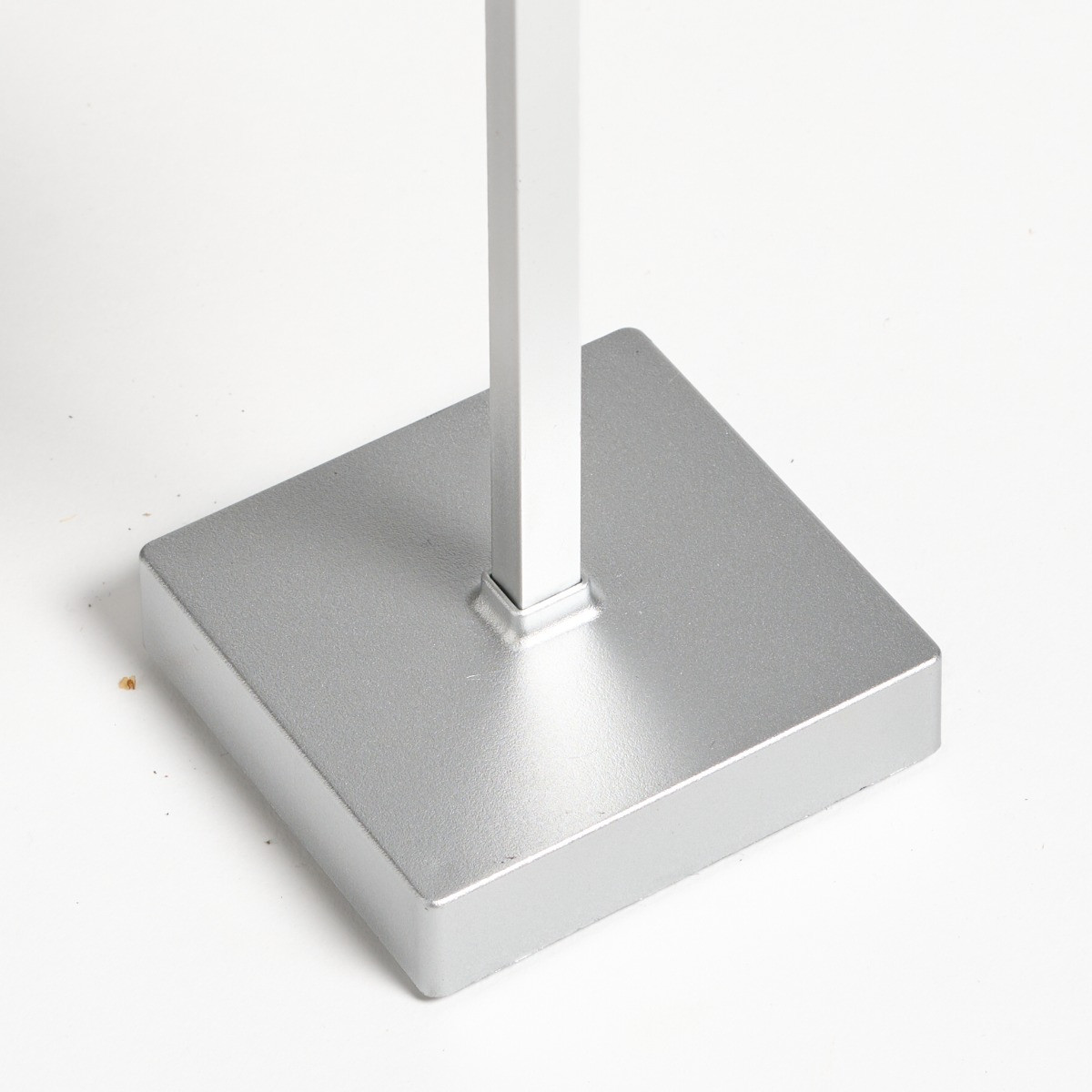 OHS Battery Operated Lamp - Silver>