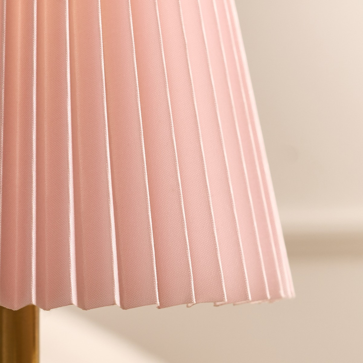 OHS Rechargeable Table Lamp - Pink>