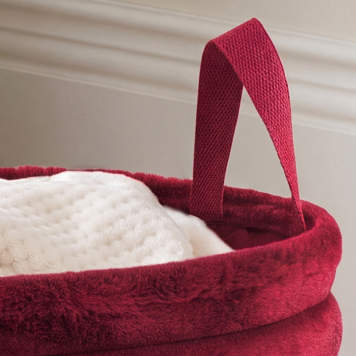 OHS Faux Fur Ribbed Storage Basket - Berry>