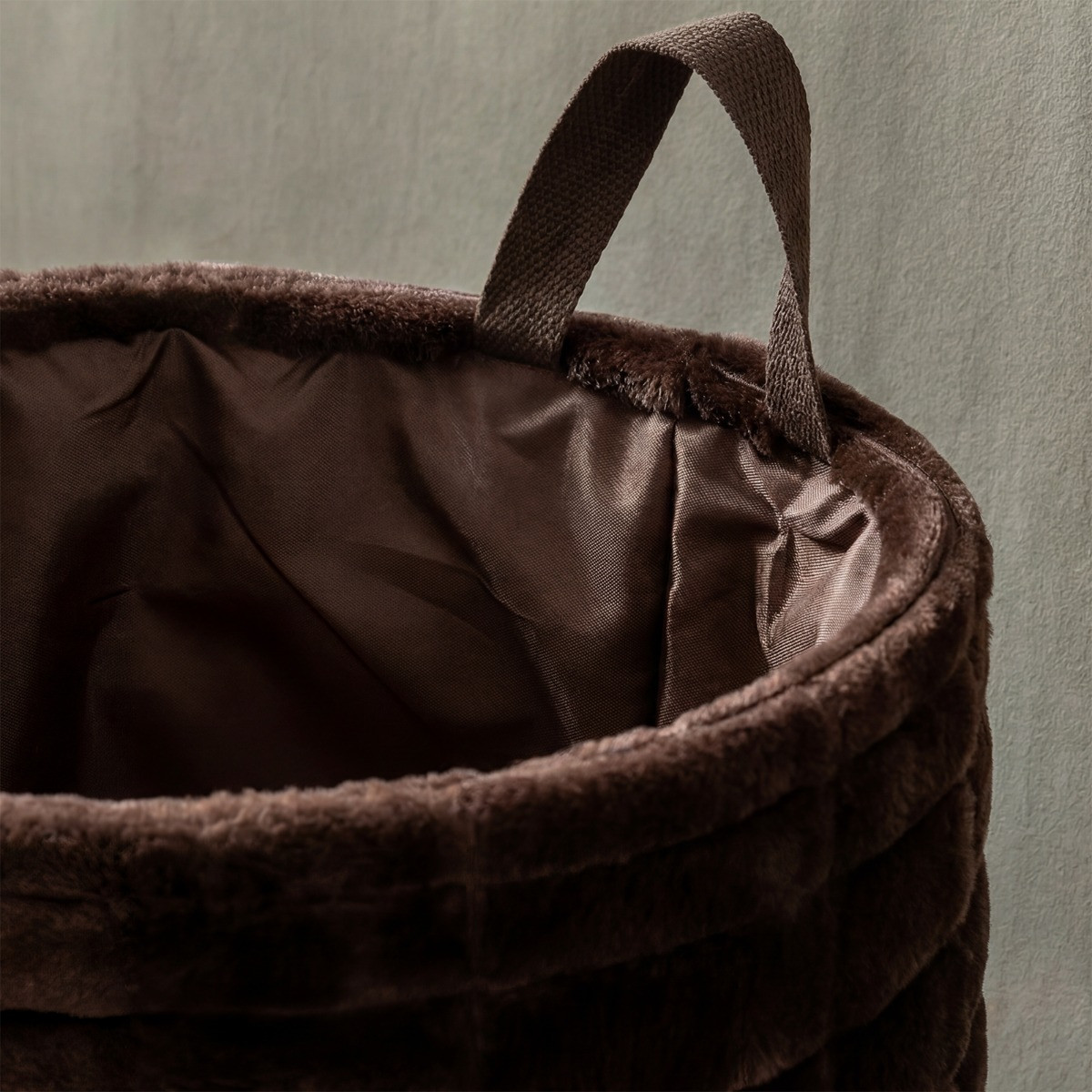 OHS Faux Fur Ribbed Storage Basket - Chocolate>