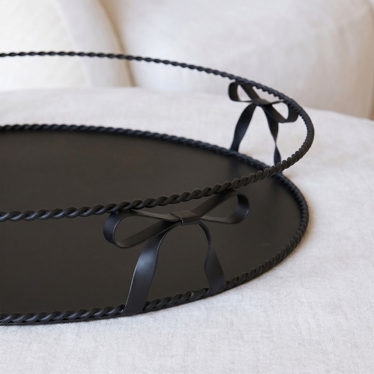 OHS Bow Round Metal Tray - Black>