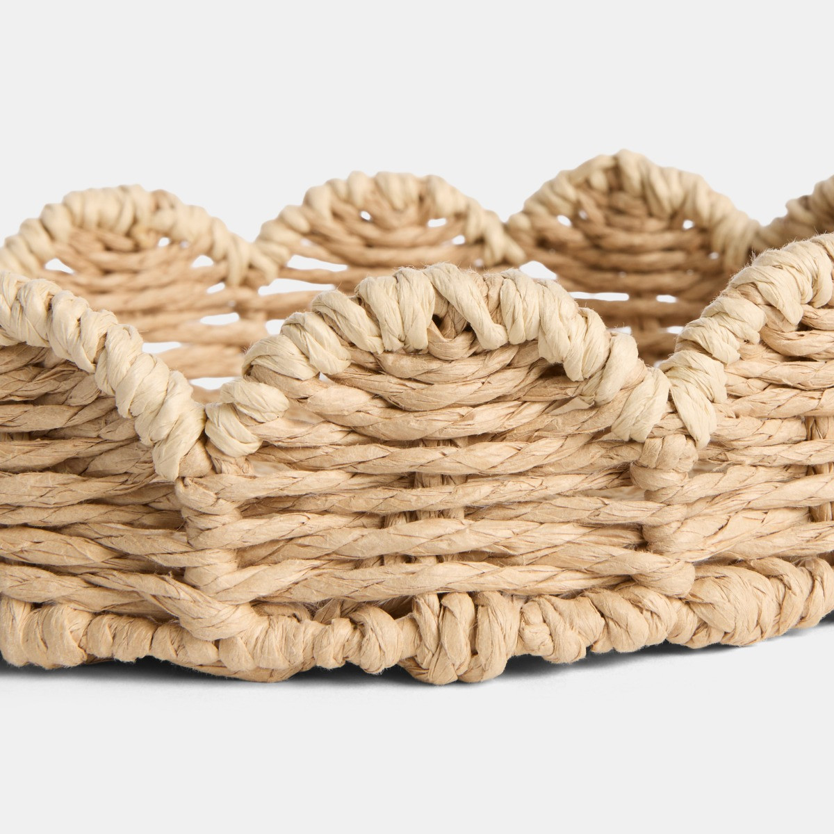 OHS Scalloped Trim Seagrass Tray - Natural/Beige>