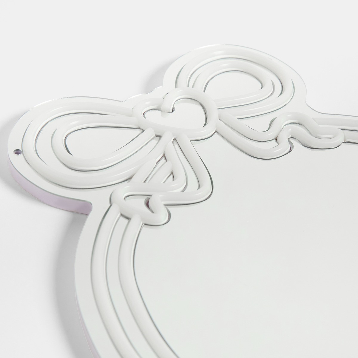 OHS Bow LED Wall Mirror - White>