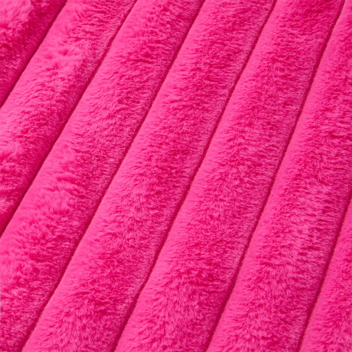OHS Ribbed Faux Fur Christmas Tree Skirt - Hot Pink>