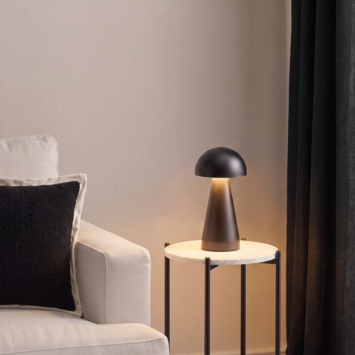 OHS Mushroom Rechargeable Table Lamp - Black>