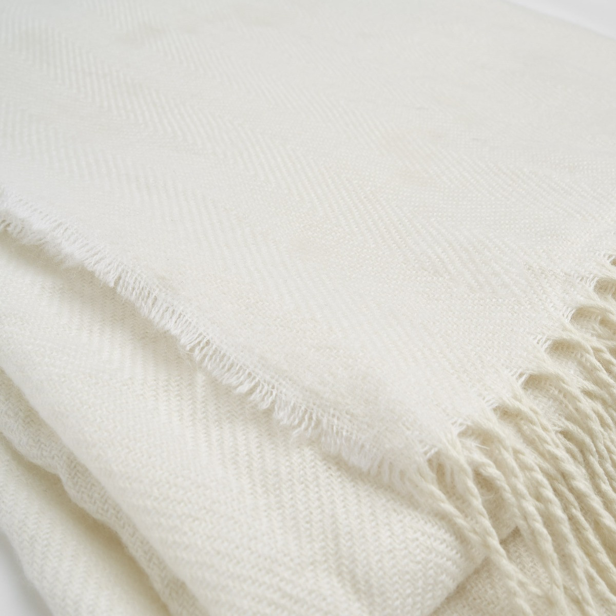 OHS 2 Pack Acrylic Throw, Plain/Chevron - Cream>