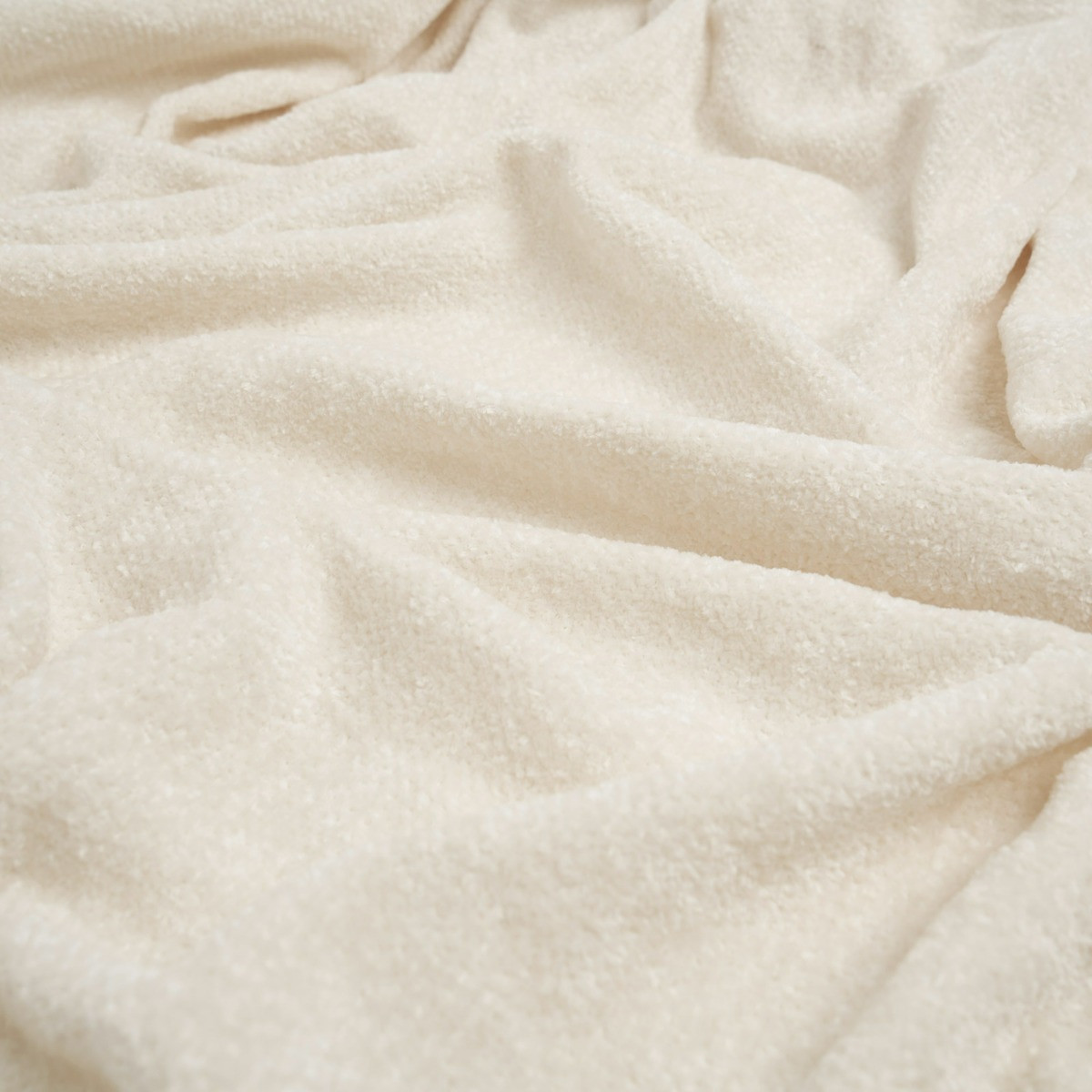 OHS Chenille Throw - Cream>