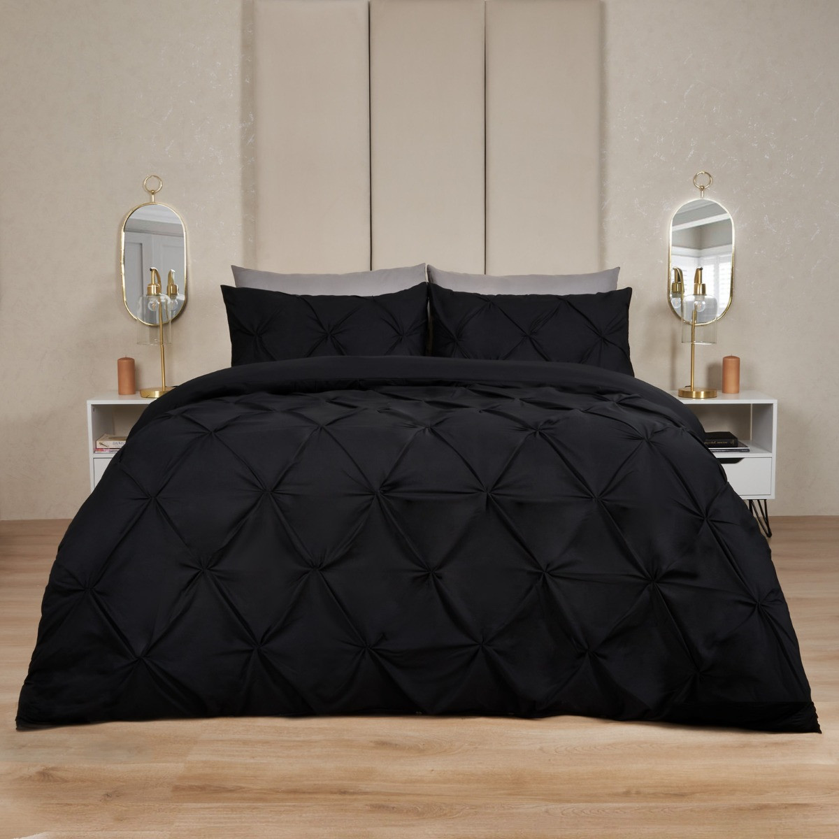 OHS Polycotton Diamond Pintuck Pinch Pleat Duvet Set, Black - Double>