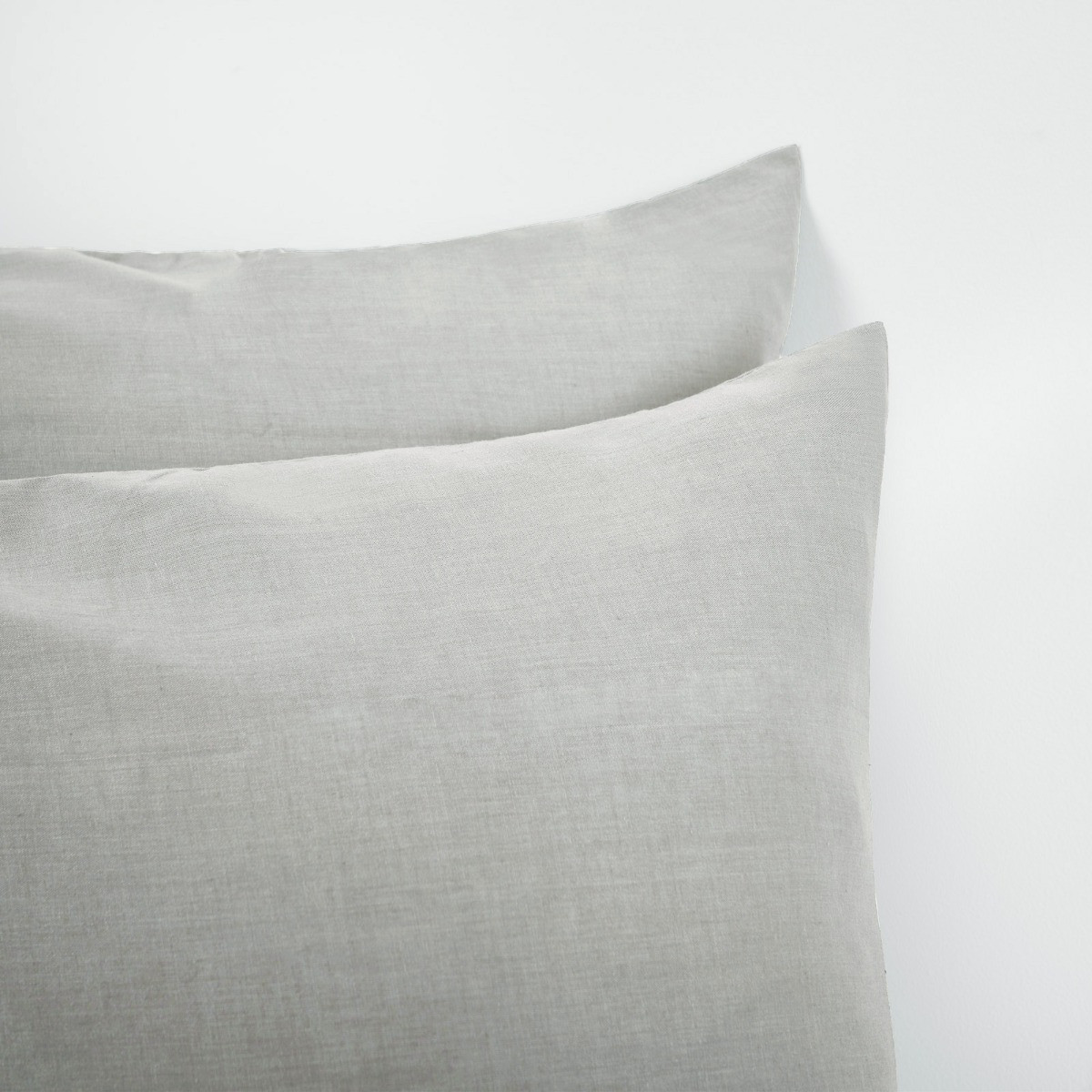 Highams 2 Pack Polycotton Housewife Pillowcases - Silver>