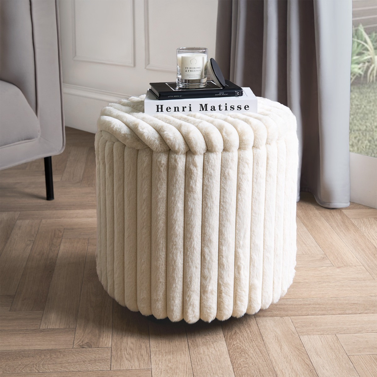 OHS Ribbed Round Ottoman - Cream>