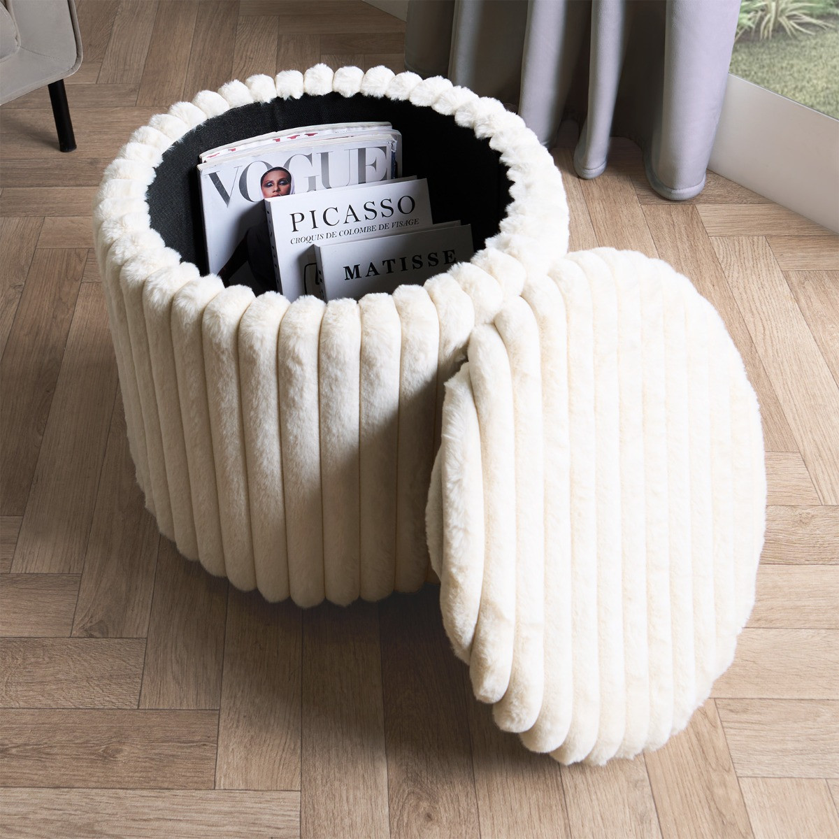 OHS Ribbed Round Ottoman - Cream>