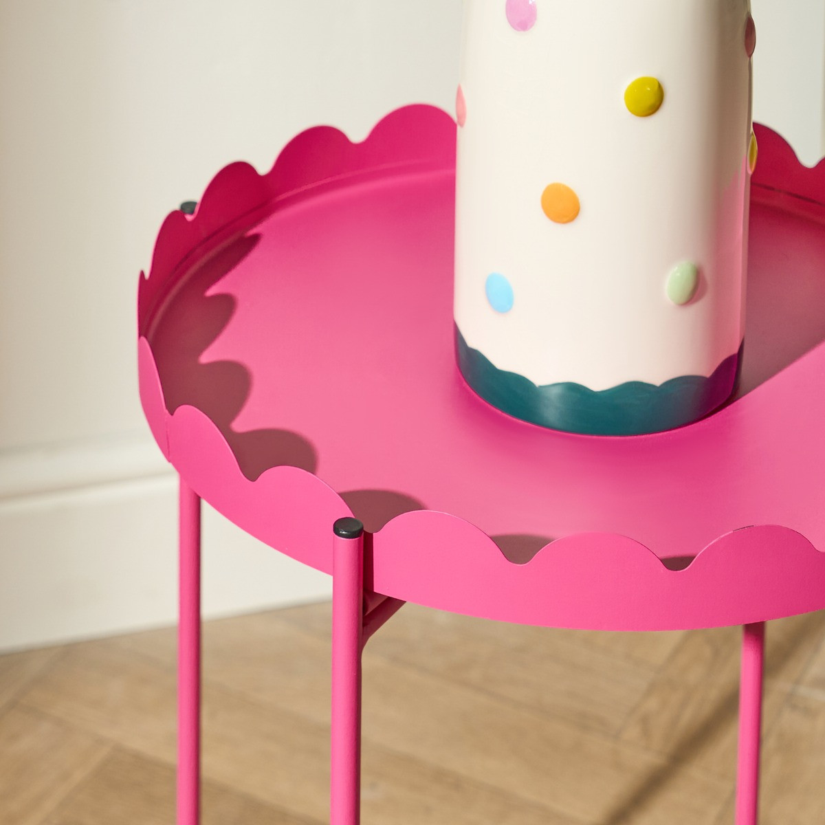 OHS Scallop Side Table - Hot Pink>