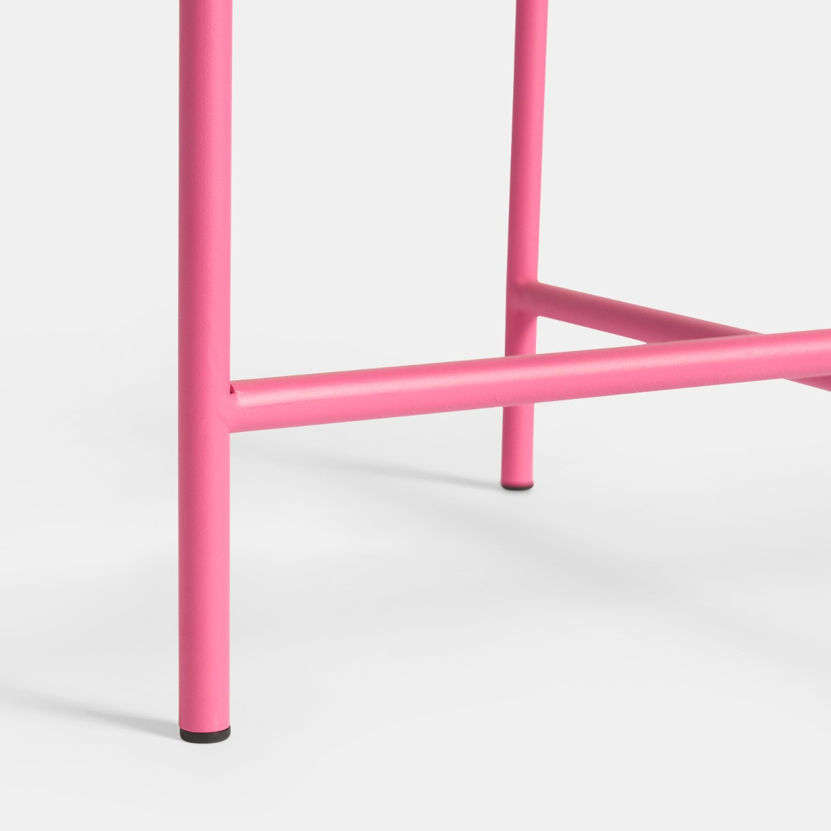 OHS Scallop Side Table - Hot Pink>