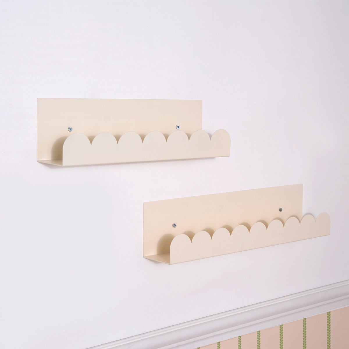OHS Set of 2 Scallop Shelves - Cream>