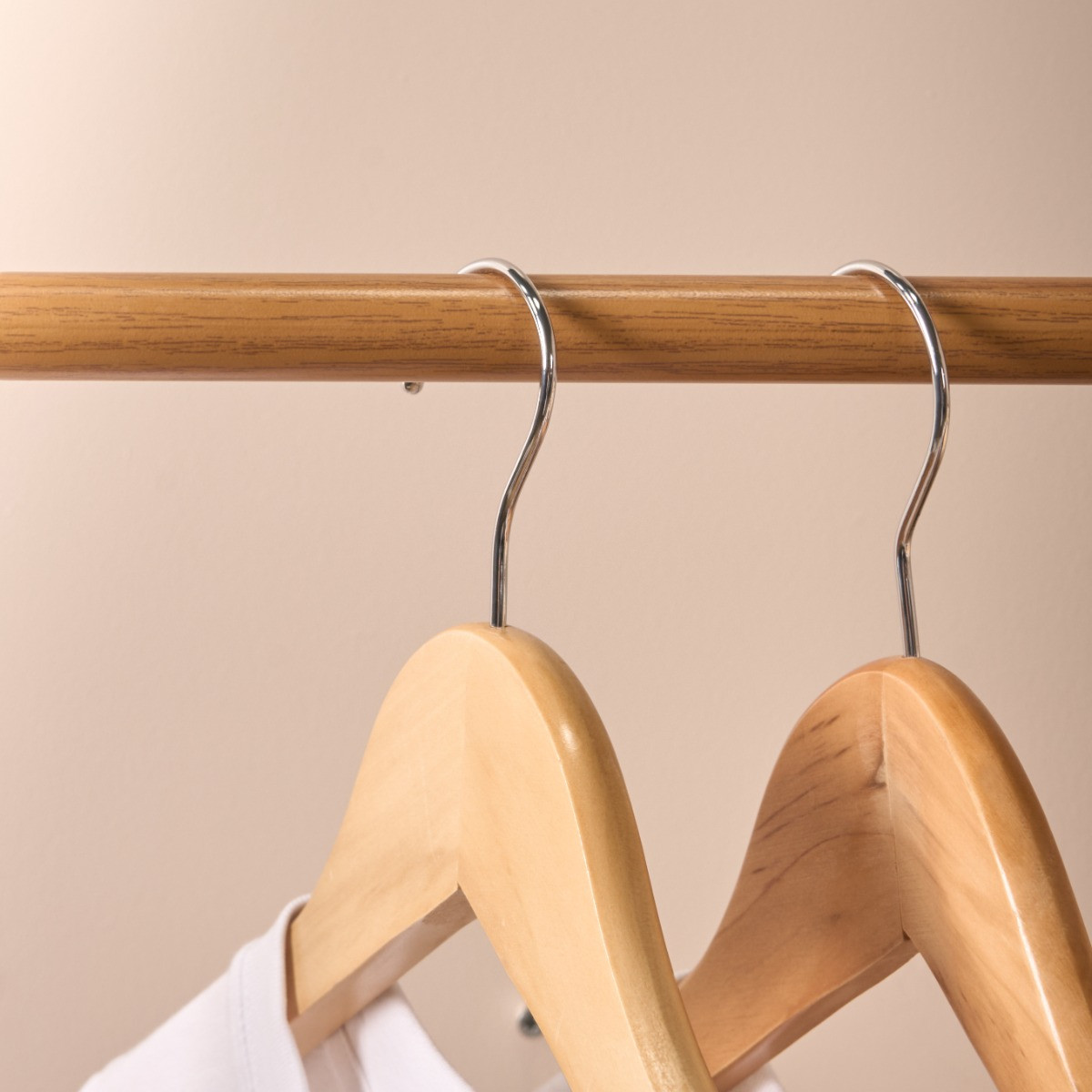 OHS Heavy Duty Clothes Rail With Rack - Black/Wood >