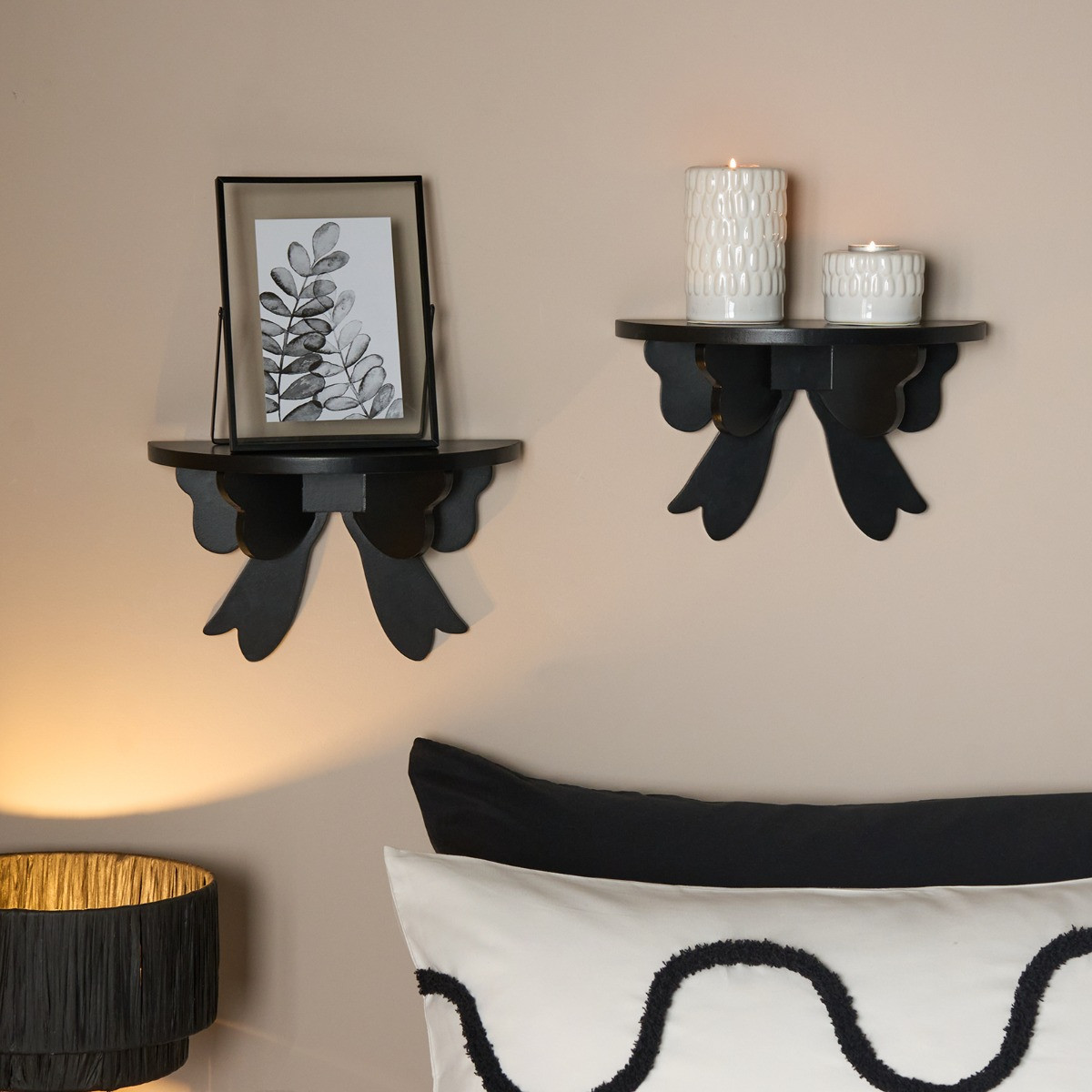 OHS Bow Shelves, Black - 2 Pack>