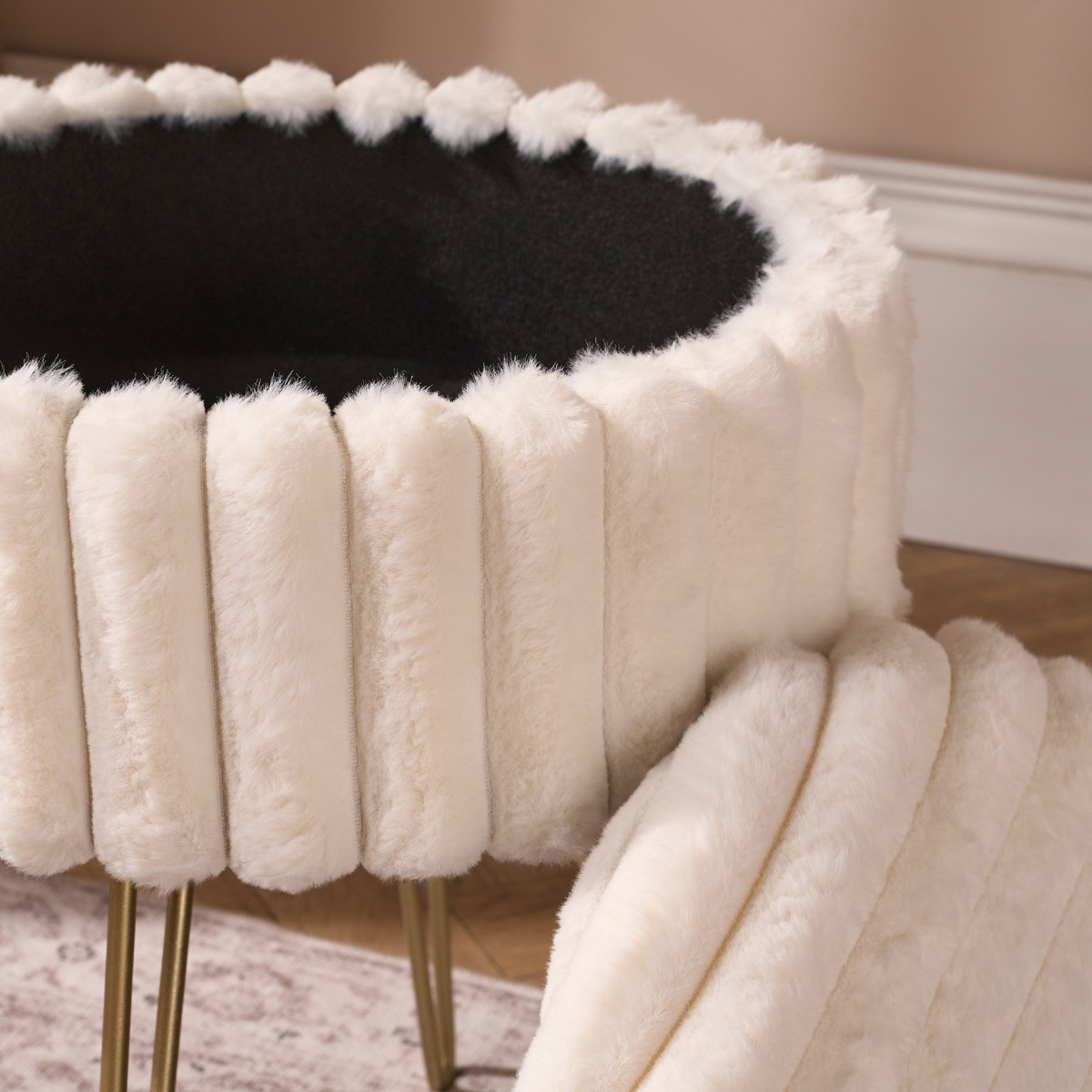 OHS Faux Fur Ribbed Storage Hairpin Stool - Cream/Gold>