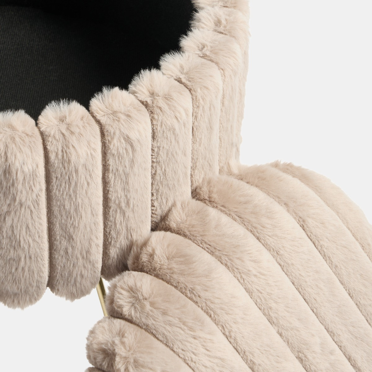 OHS Faux Fur Ribbed Storage Hairpin Stool - Natural/Gold>