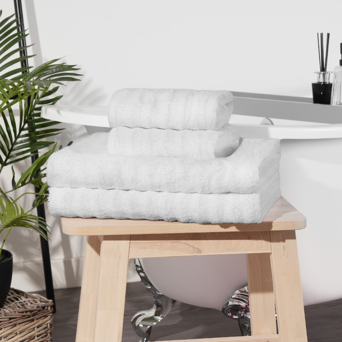 OHS 100% Cotton Jumbo Ribbed Stripe Towel Bale 4 Piece - White>