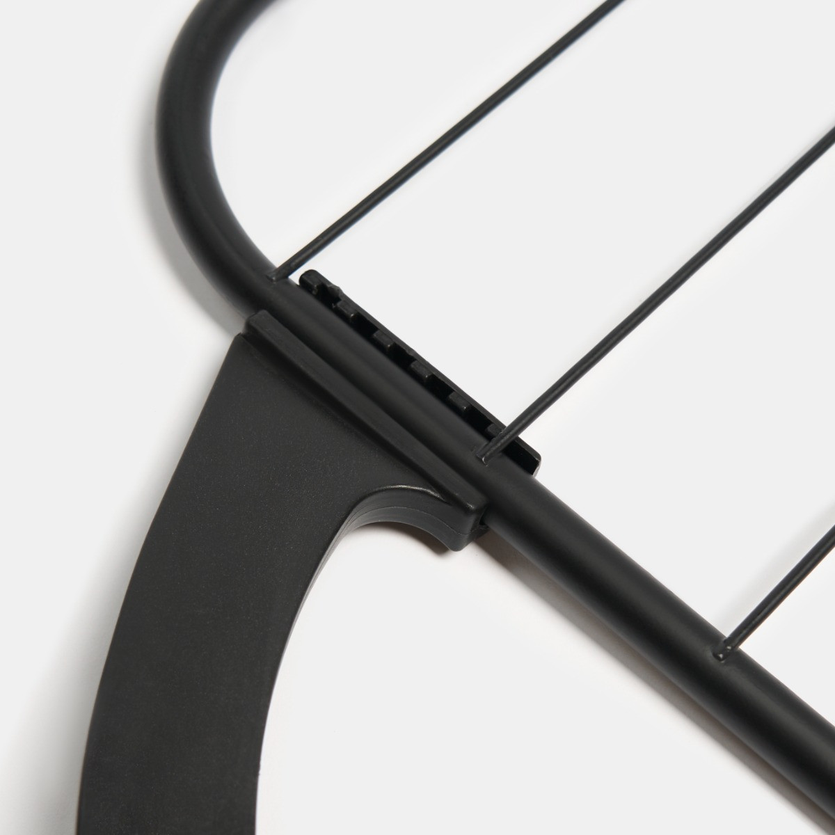 OHS 3m Radiator Clothes Airer - Black>