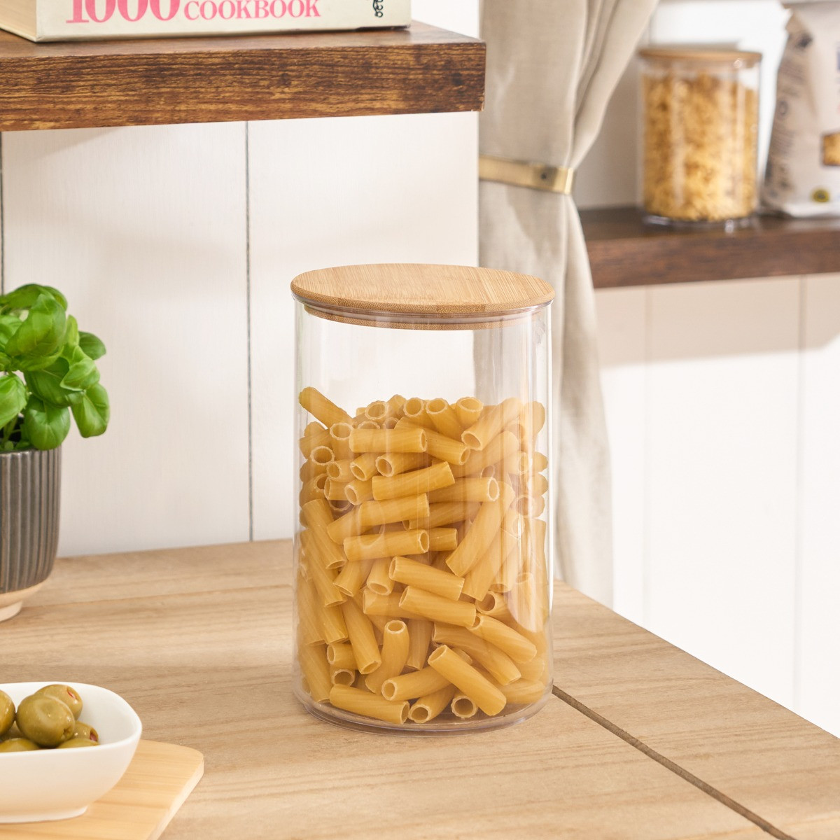 OHS Medium Plastic Round Storage Container with Bamboo Lid - Clear>