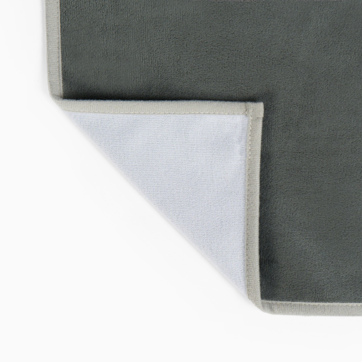 OHS Piped Trim Placemats, Charcoal/Silver - 4 Pack>