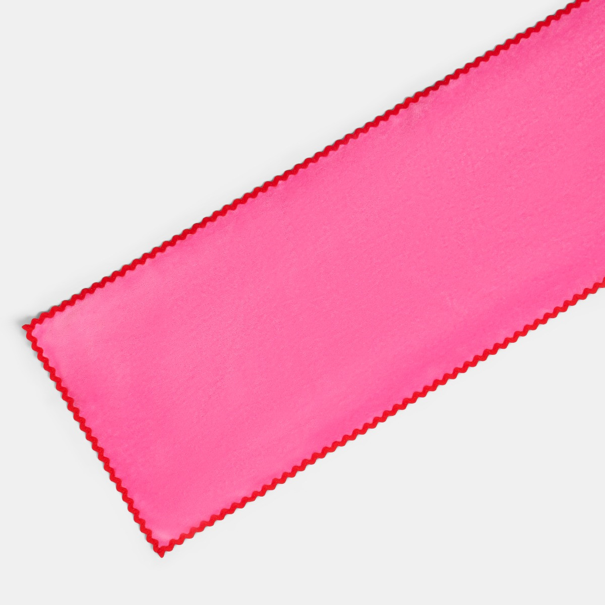 OHS Scallop Table Runner - Pink/Red>