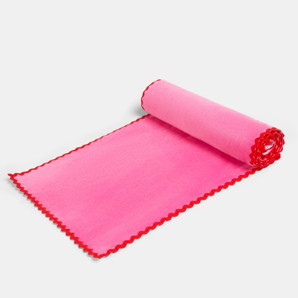 OHS Scallop Table Runner - Pink/Red>