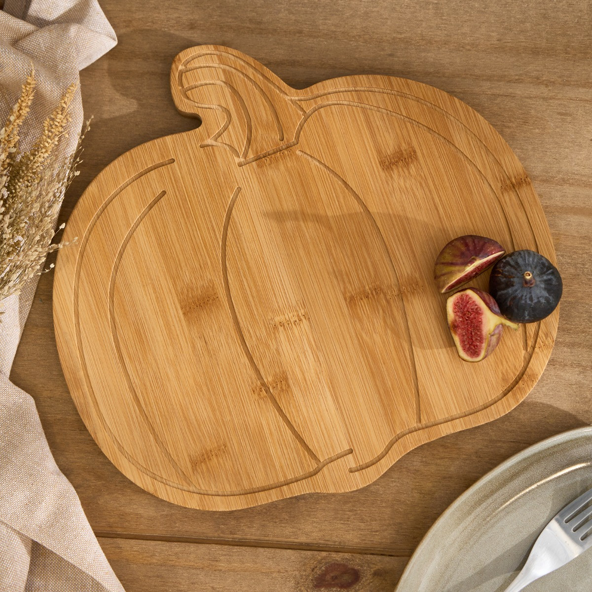 OHS Wooden Pumpkin Serving Board - Natural >